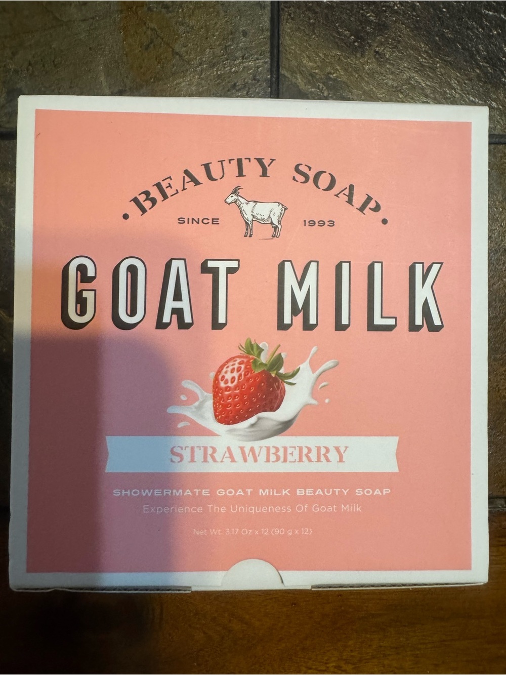 SHOWER MATE Goat Milk Strawberry Beauty Soap Box 12 Bars 38 Oz NIB